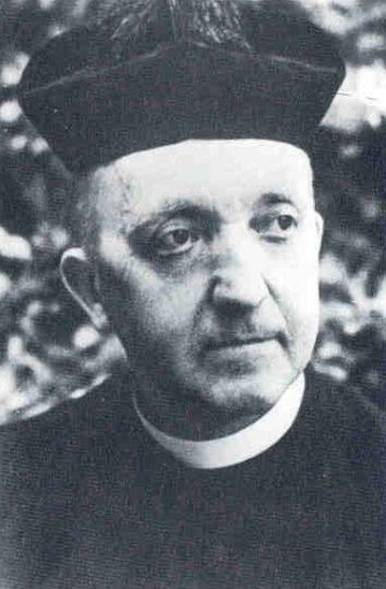 Bernardus Reckers päpstlicher Geheimkämmerer und Kamerar des Hümmlings, war von 1919 bis 1942 letzter Pfarrer von Wahn (gest. am 30.12.1955 in Salzbergen)